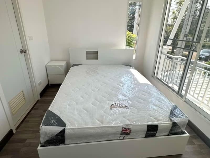 3 Bed Townhouse for Rent in San Kamphaeng