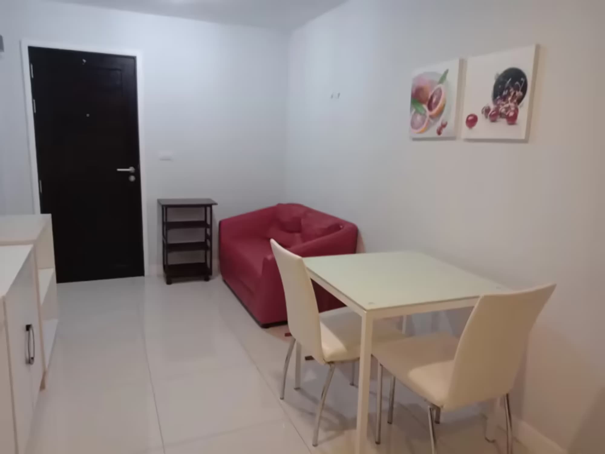 1 Bedroom Condo - Image 1