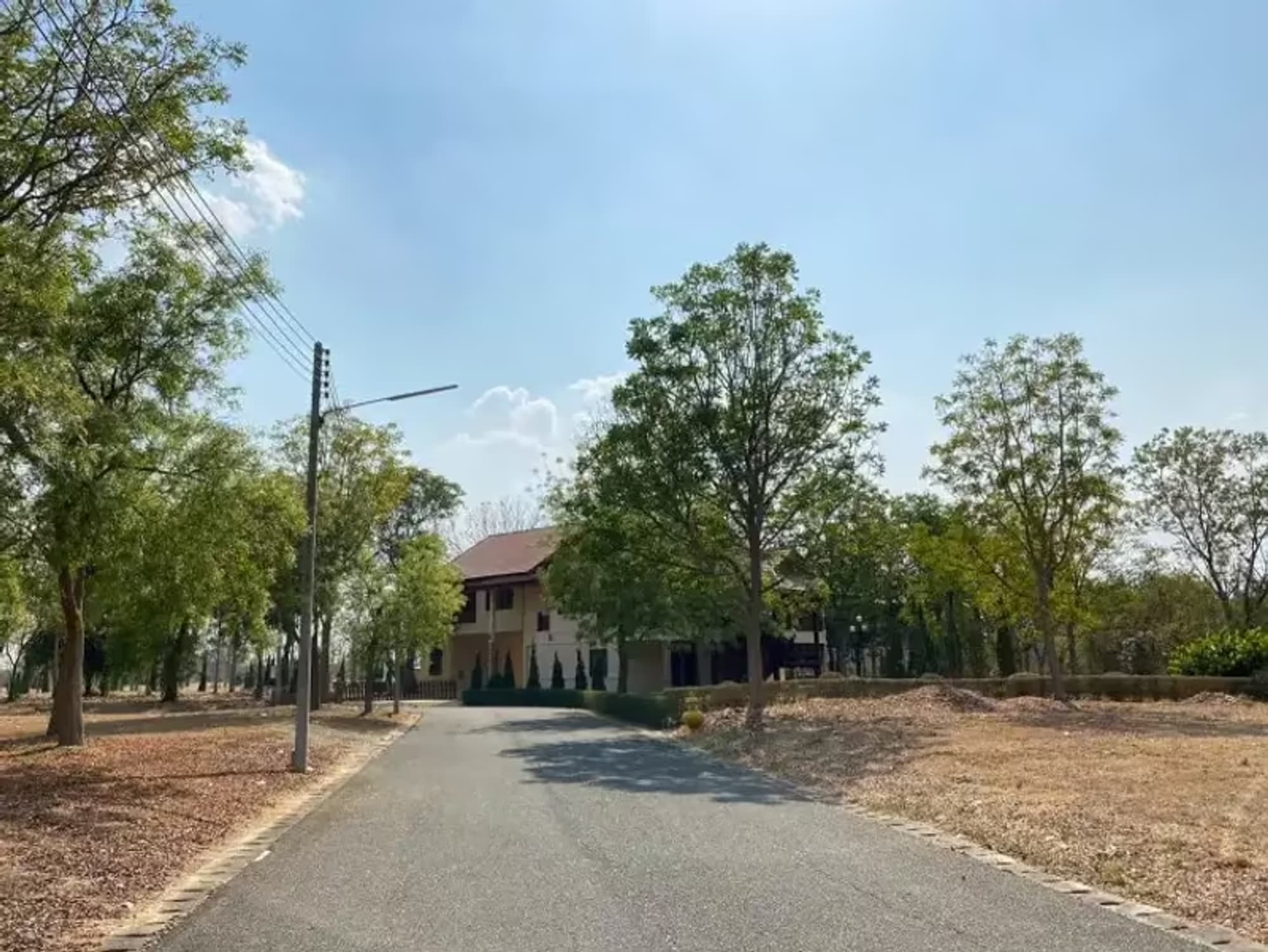 5 Bedroom House - Image 13