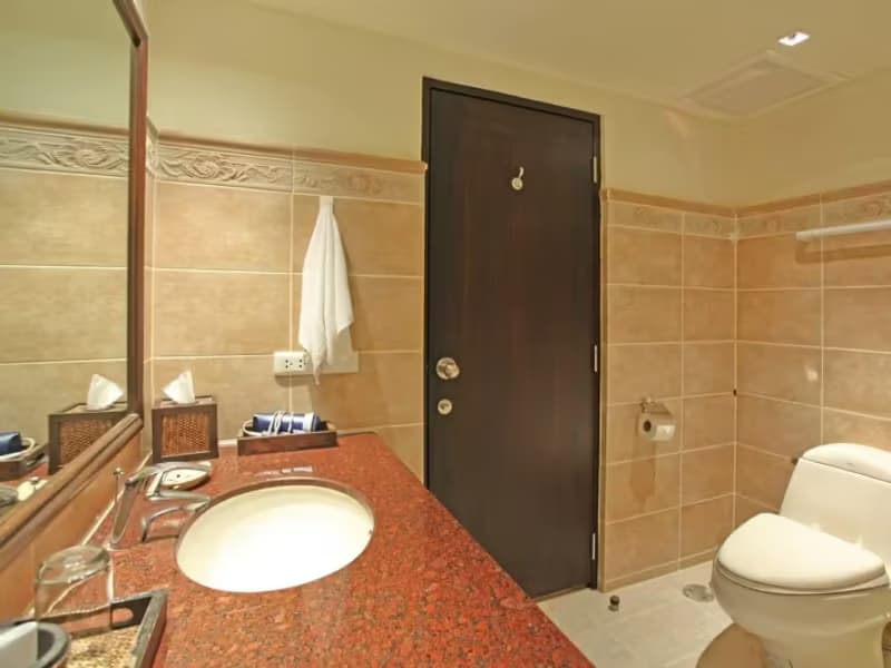 1 Bedroom Condo