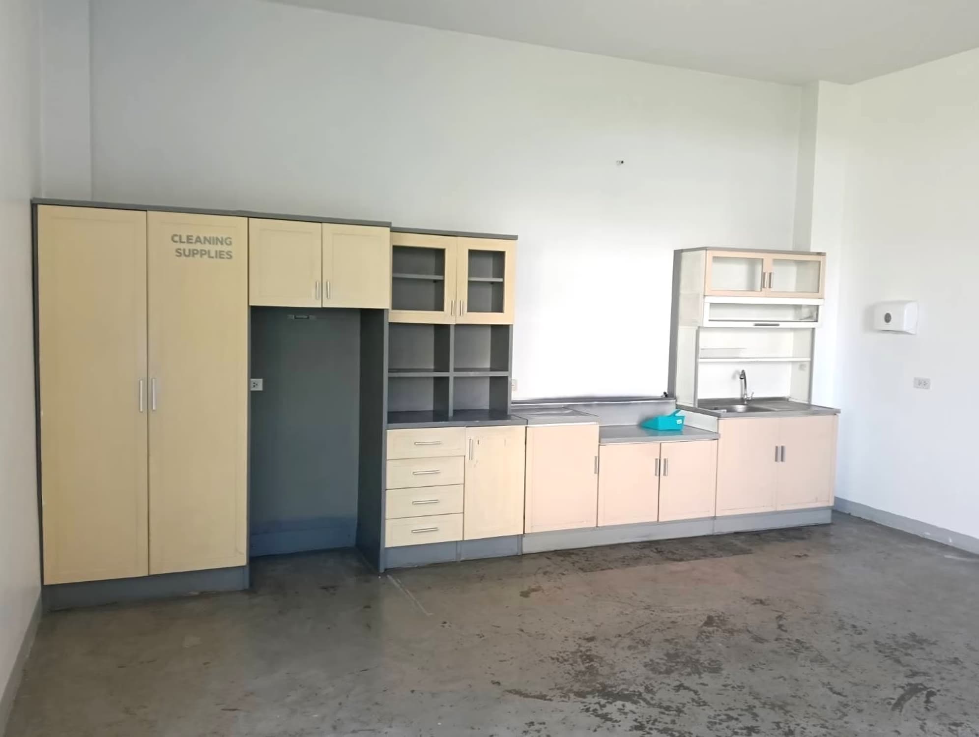 Studio Commercial for Rent in Mueang Chiang Mai District - Image 7
