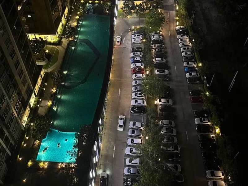 1 Bed Condo for Rent and Sale  Near Phra Ram 9 MRT