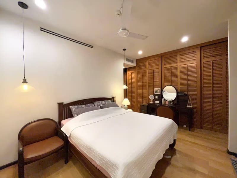 Condo for Sale at Circle Living Prototype
