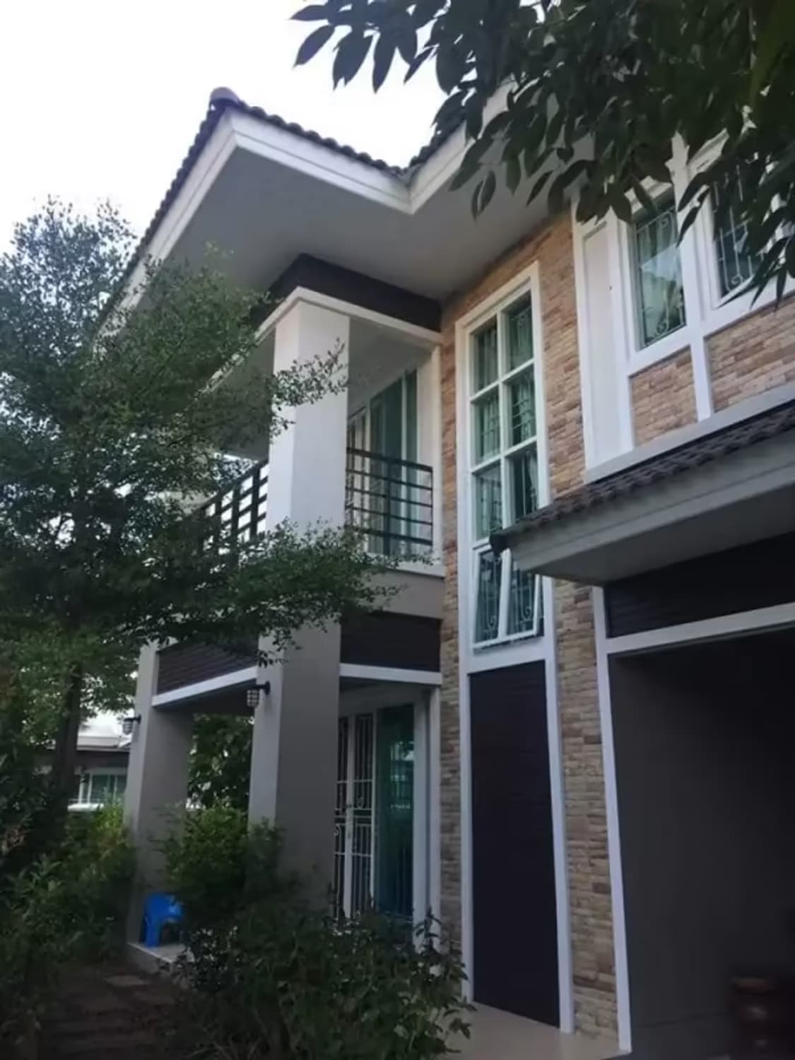 3 Bedroom House - Image 6