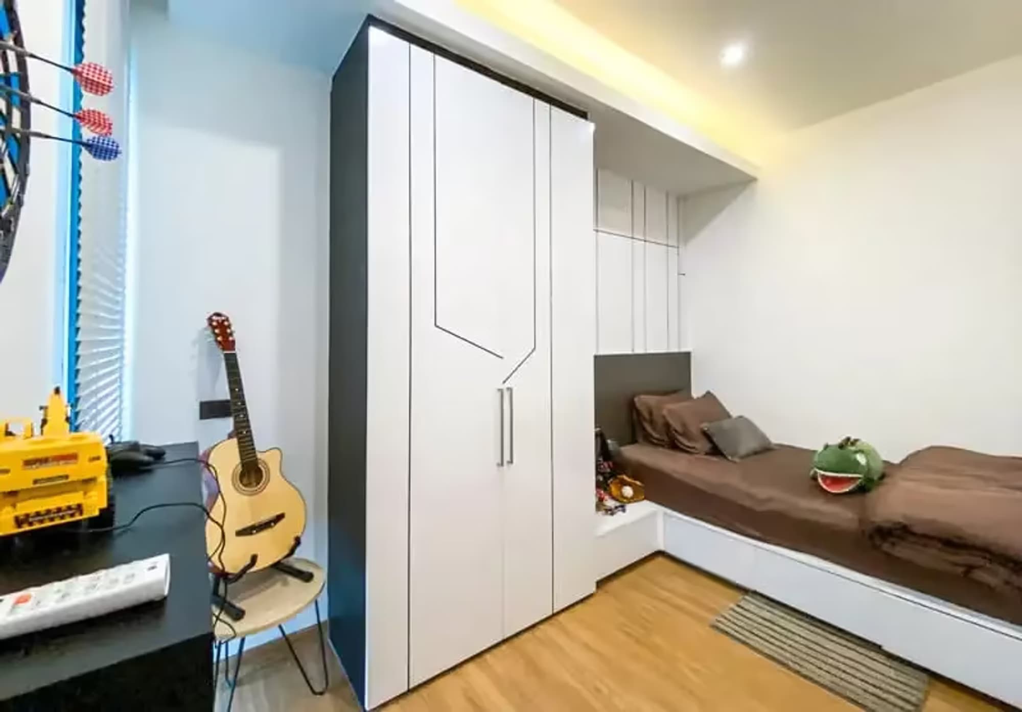 3 Bedroom House - Image 14