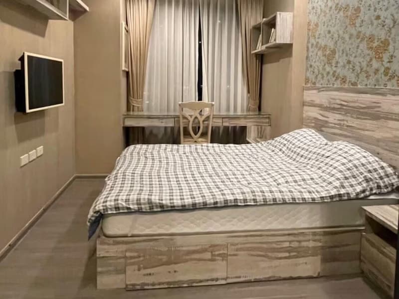 1 Bed Condo for Rent in Khlong San