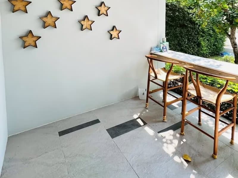 5 Bed House for Rent in San Sai District