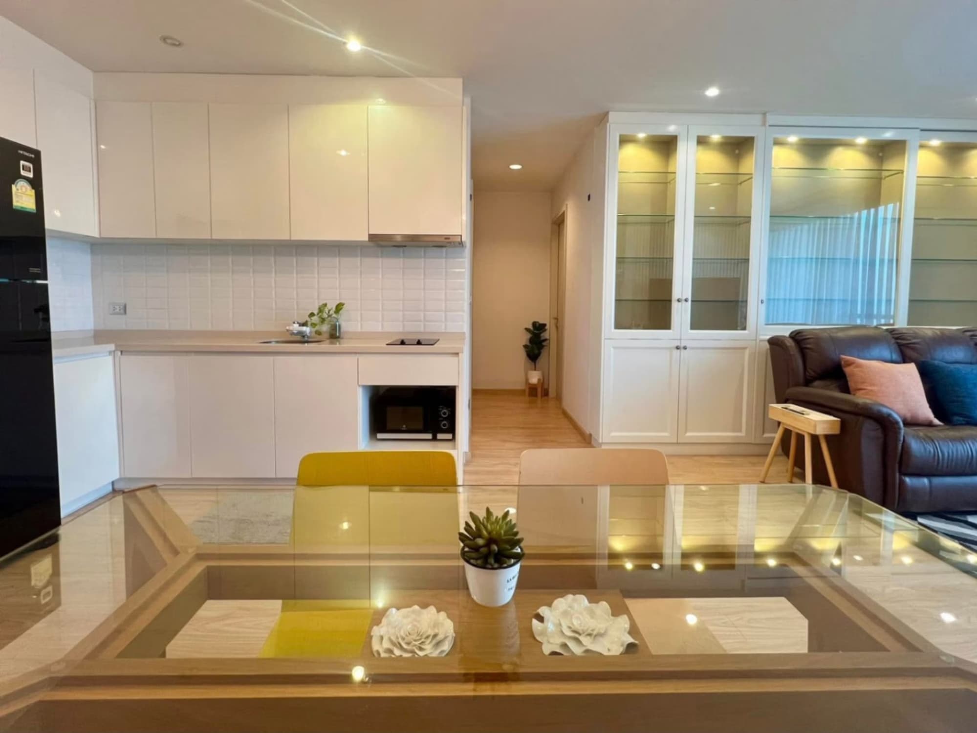2 Bed Condo for Sale in Khlong Toei - Image 5