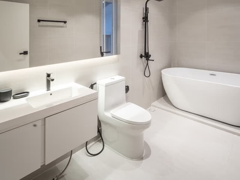 4 Bed House for Rent and Sale in Hang Dong