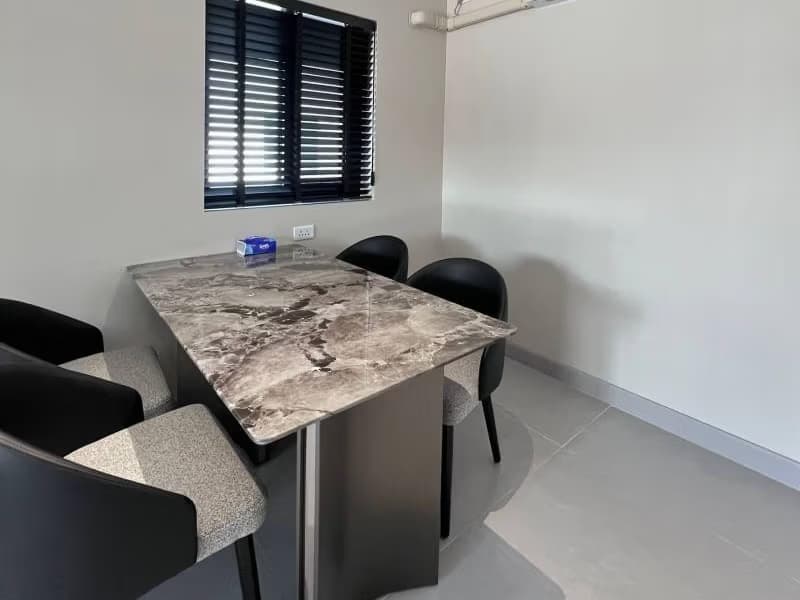 4 Bed House for Rent in San Kamphaeng District