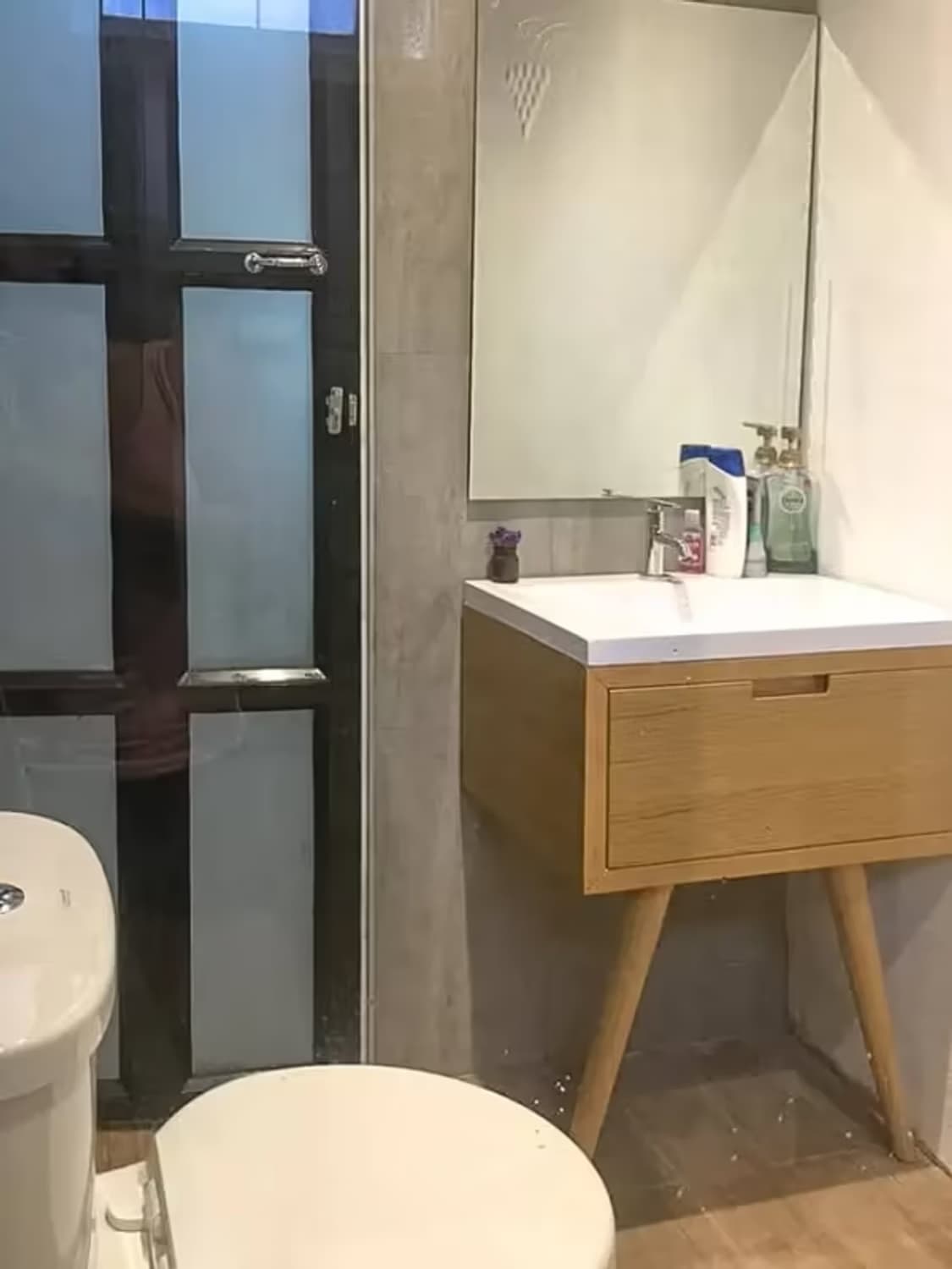 2 Bedroom House - Image 6