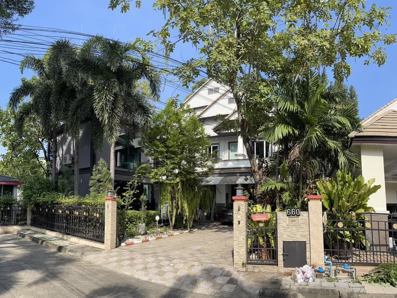 House for Sale at Baan Phattanakarn