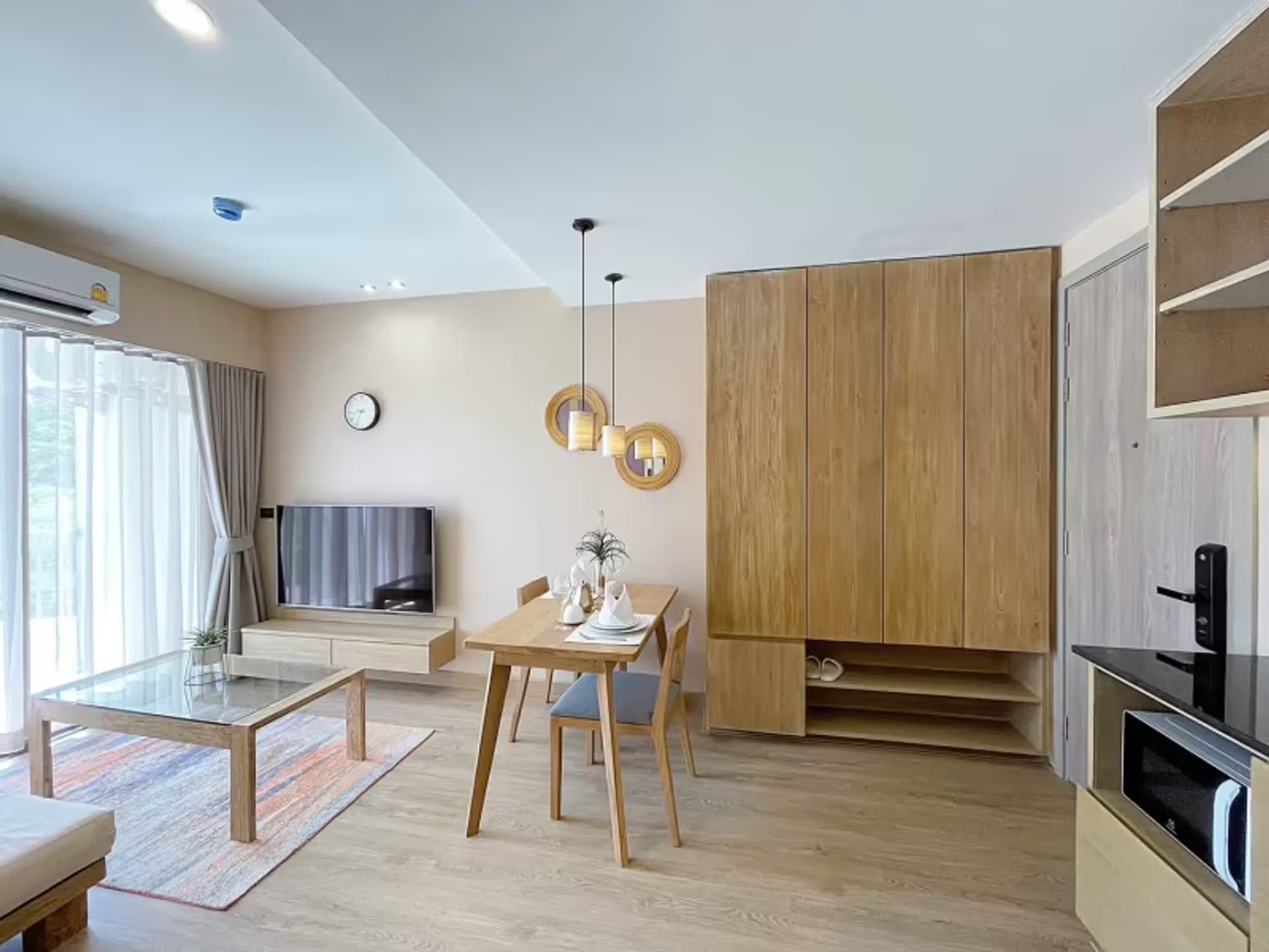 1 Bedroom Condo - Image 8