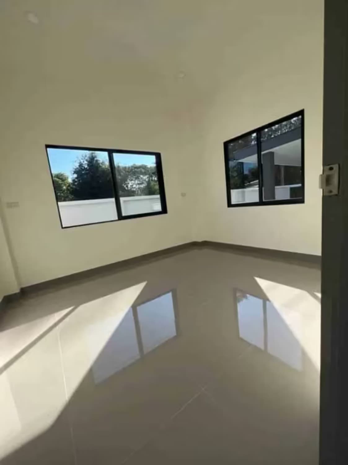 3 Bedroom House - Image 12