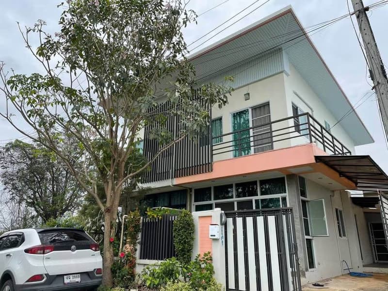 2 Bed House for Rent in Mae Rim