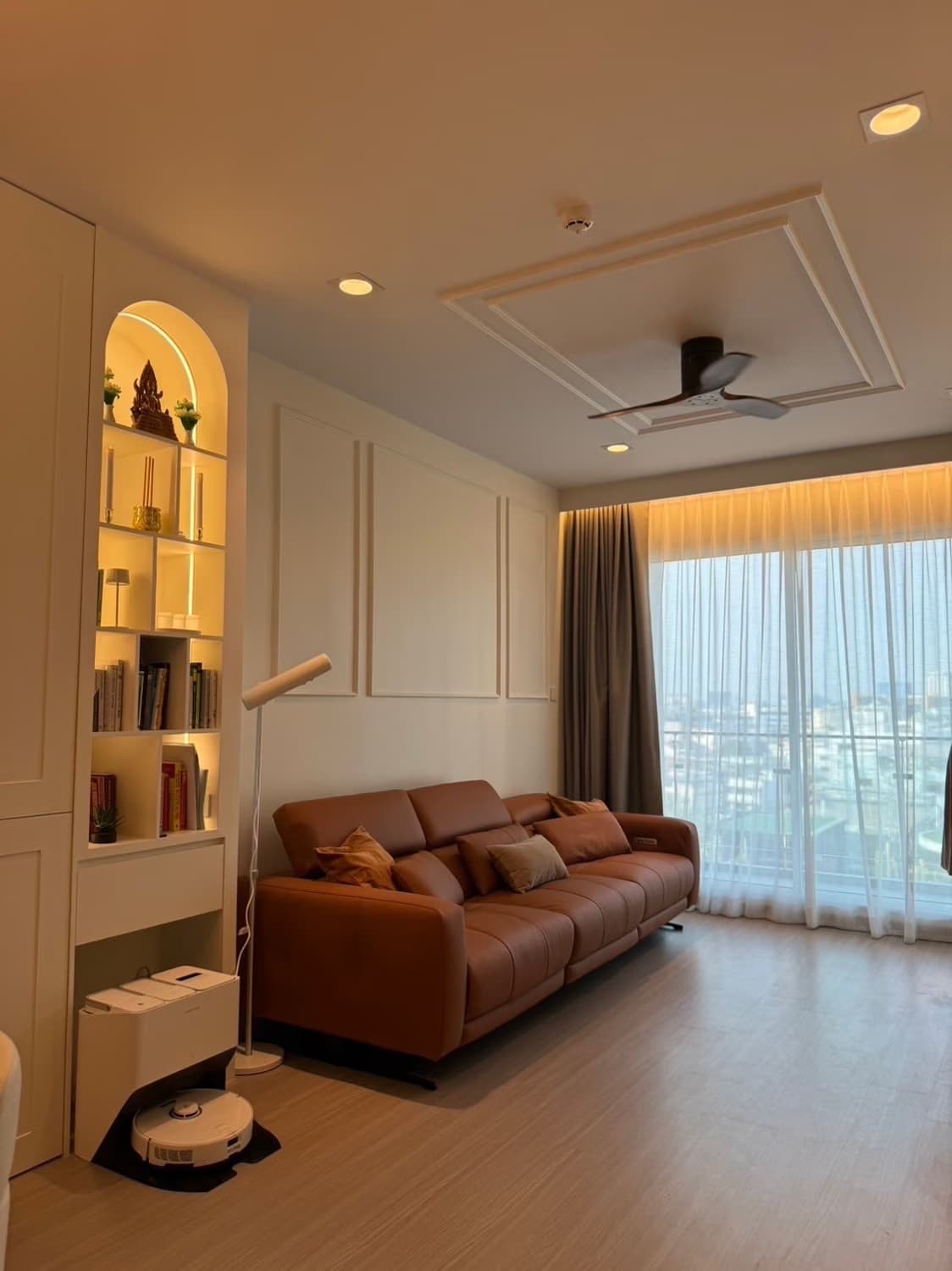 2 Bed Condo for Rent in Bang Rak - Image 1