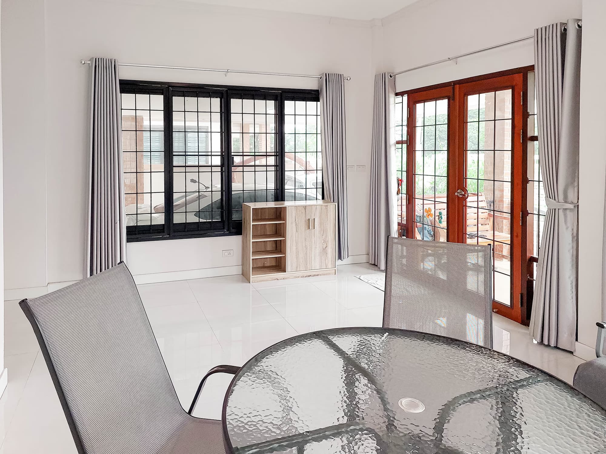 3 Bed House for Rent in Hang Dong - Image 5