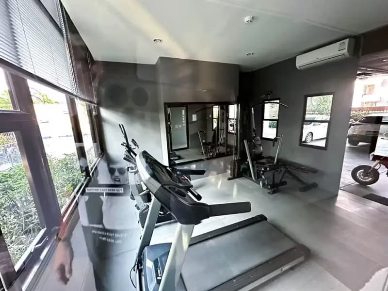 1 Bedroom Condo