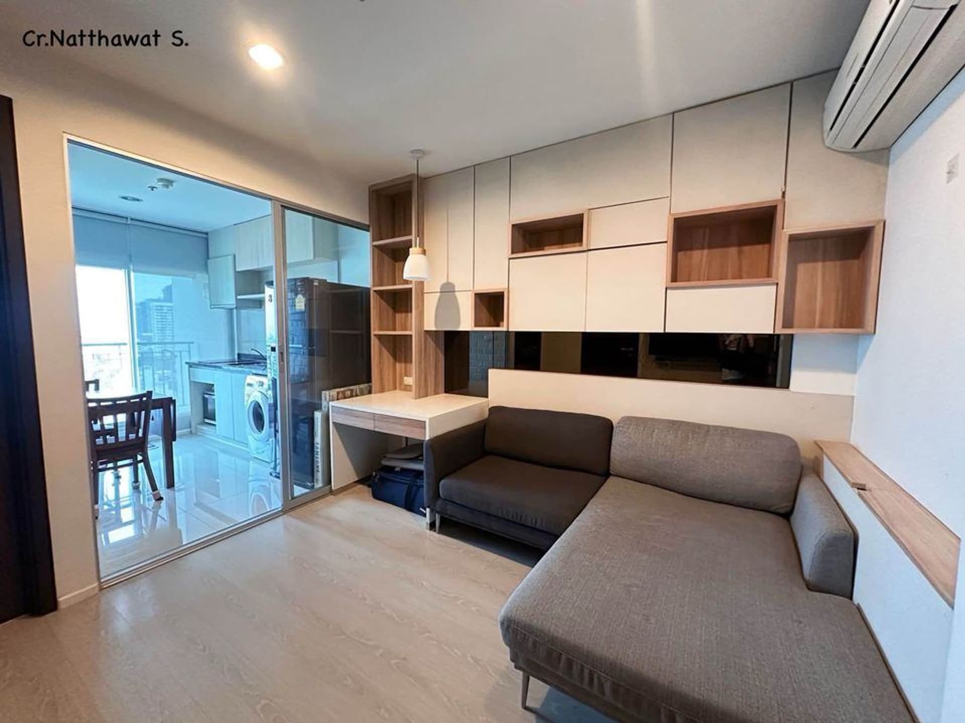 1 Bed Condo for Rent and Sale in Sathon - Image 2