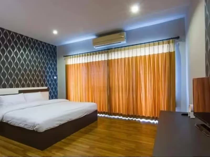 3 Bedroom Condo