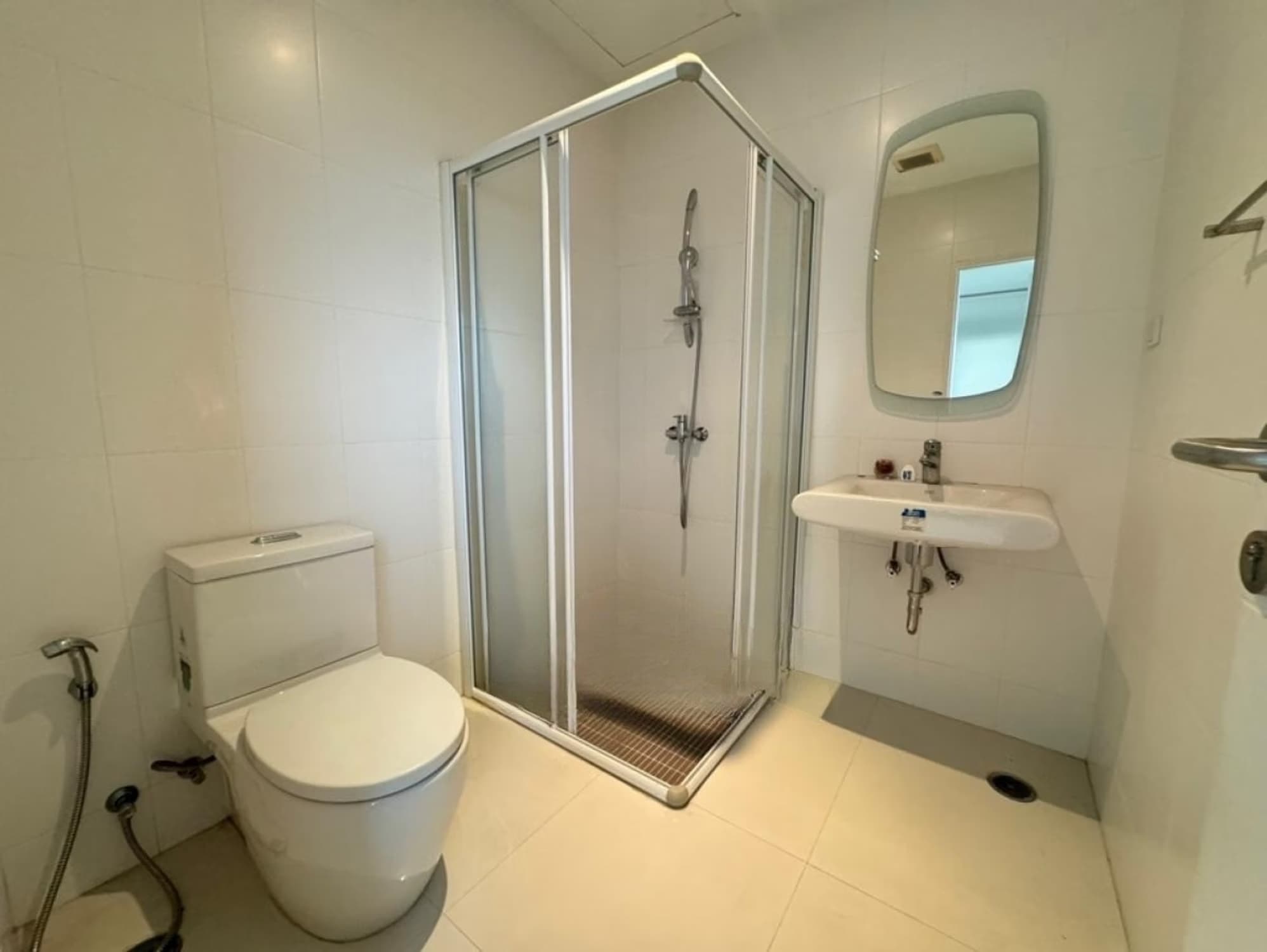 2 Bed Condo for Rent in Bang Kapi - Image 17
