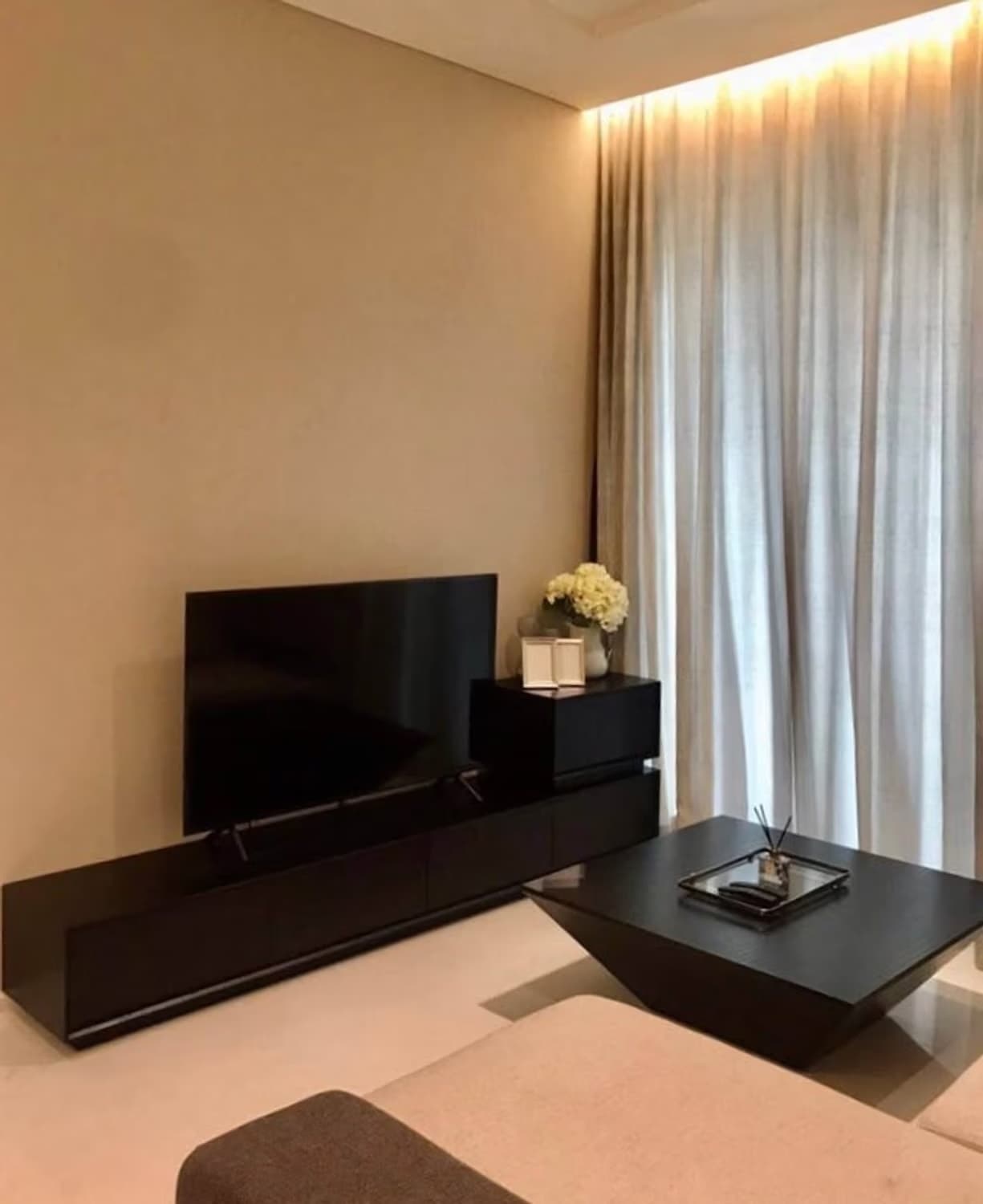 1 Bed Condo for Rent and Sale in Watthana - Image 2