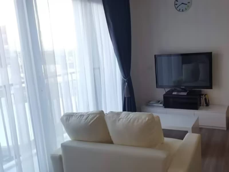 1 Bedroom Condo