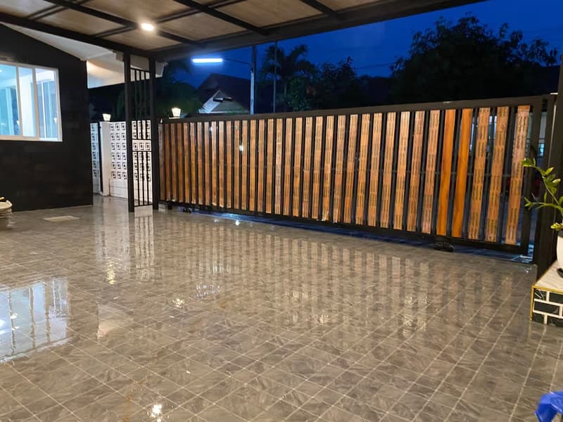 2 Bed House for Rent and Sale in San Kamphaeng