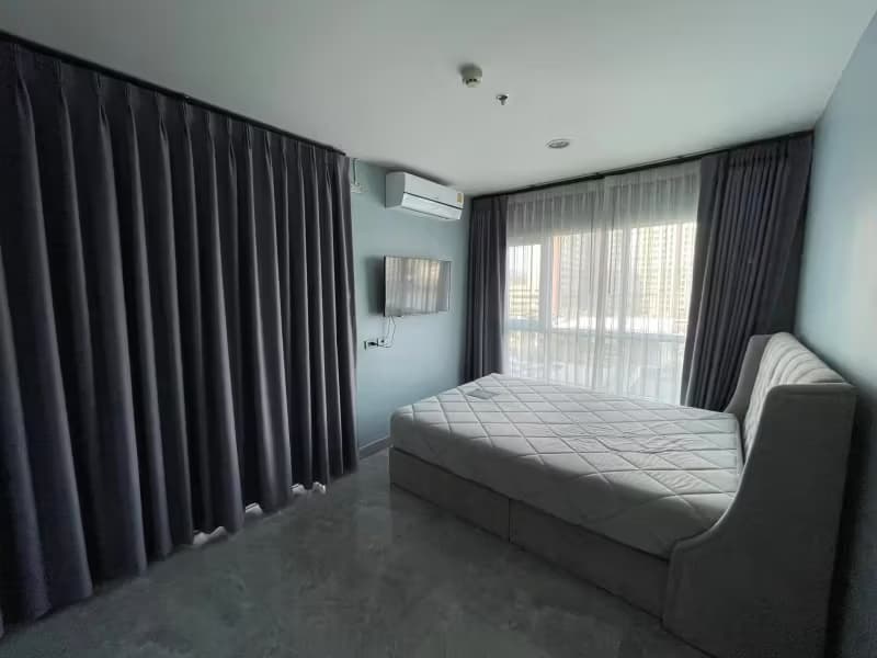 1 Bedroom Condo
