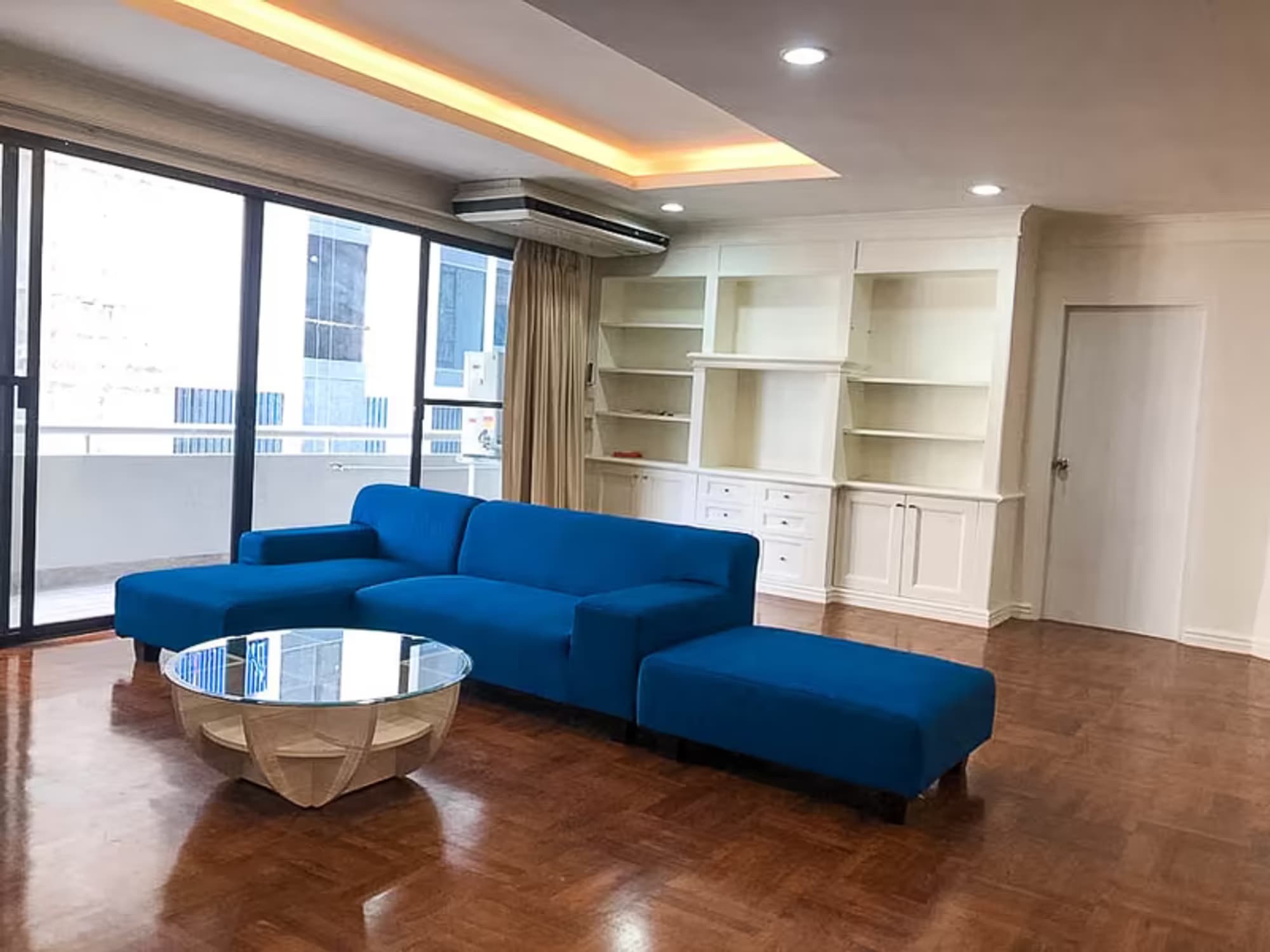 2 Bedroom Condo for Rent at Le Premier 1 - Image 4
