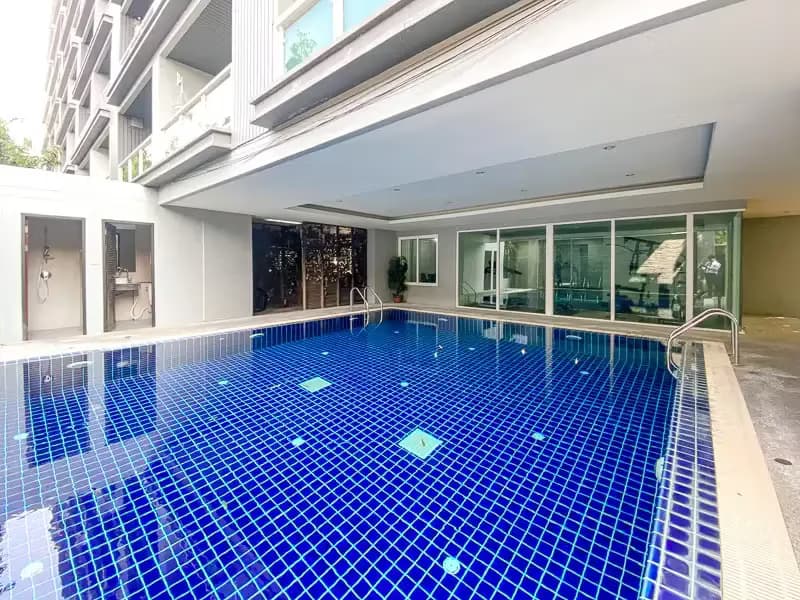 1 Bedroom Condo