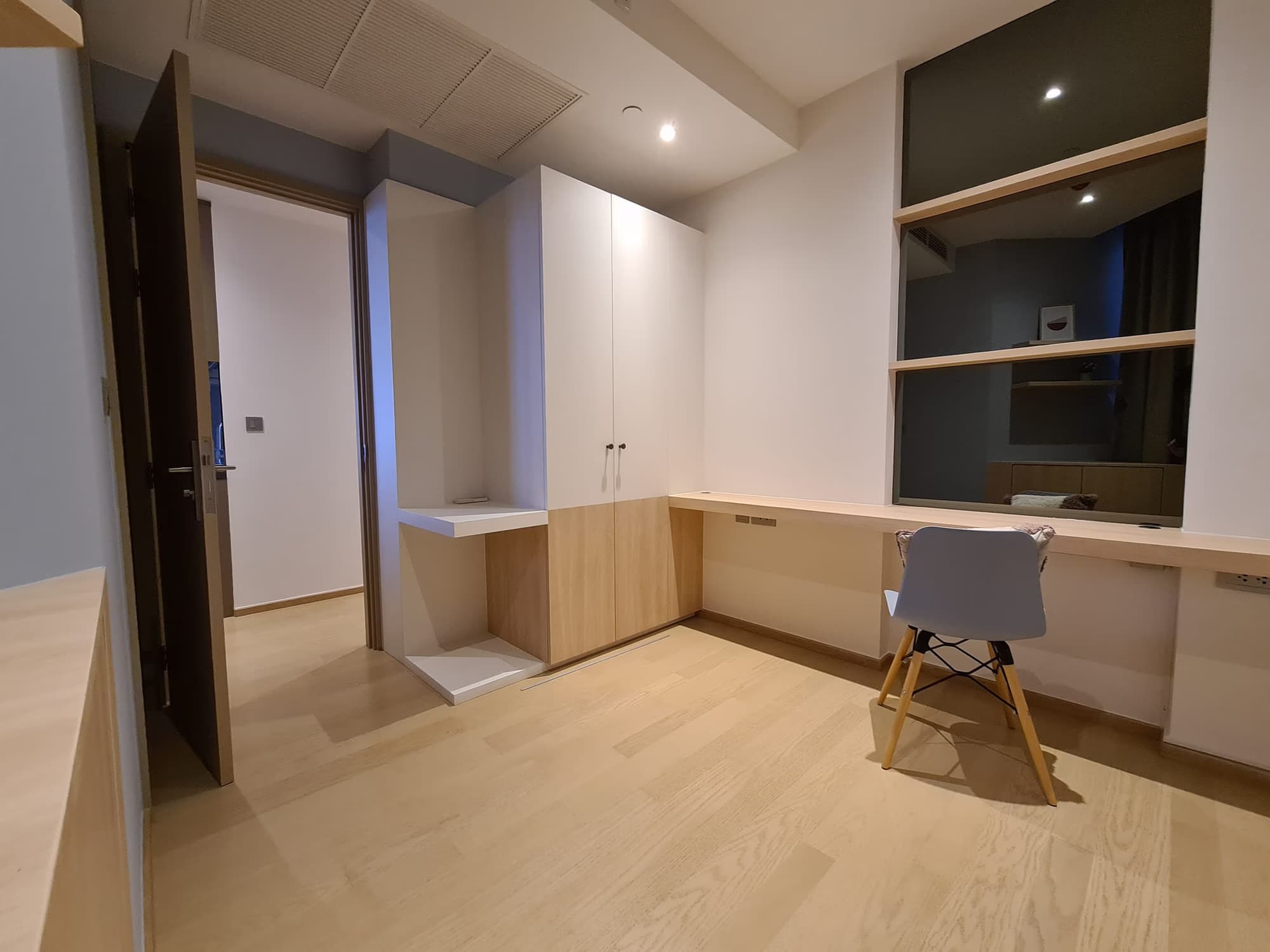 Condo for Rent at ASHTON Asoke - Rama 9 - Image 4