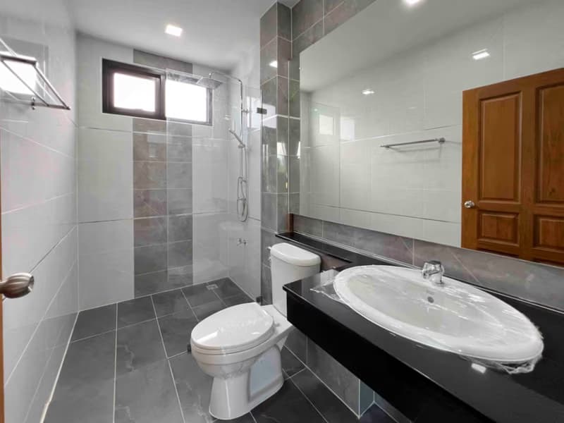4 Bed House for Rent in Hang Dong