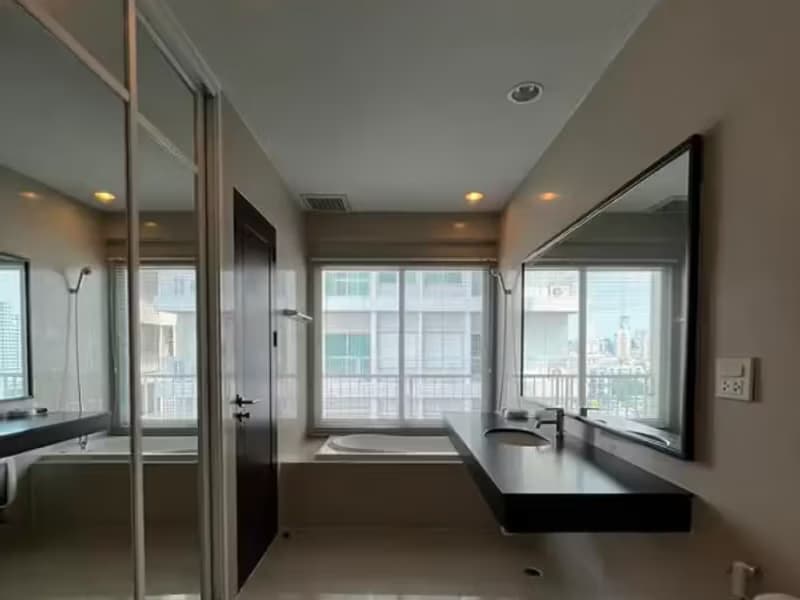 2 Bedroom Condo
