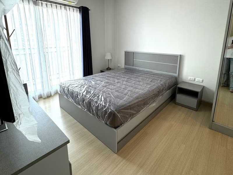 2 Bed Condo for Rent and Sale  Near Phra Ram 9 MRT