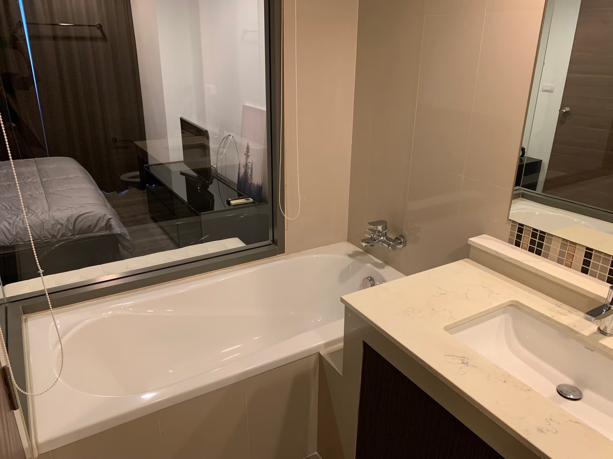 Condo for Rent at Rende Sukhumvit 23 - Image 9