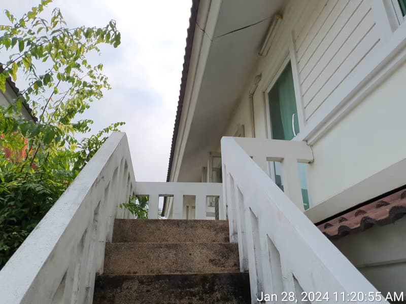 4 Bed House for Rent and Sale in San Kamphaeng