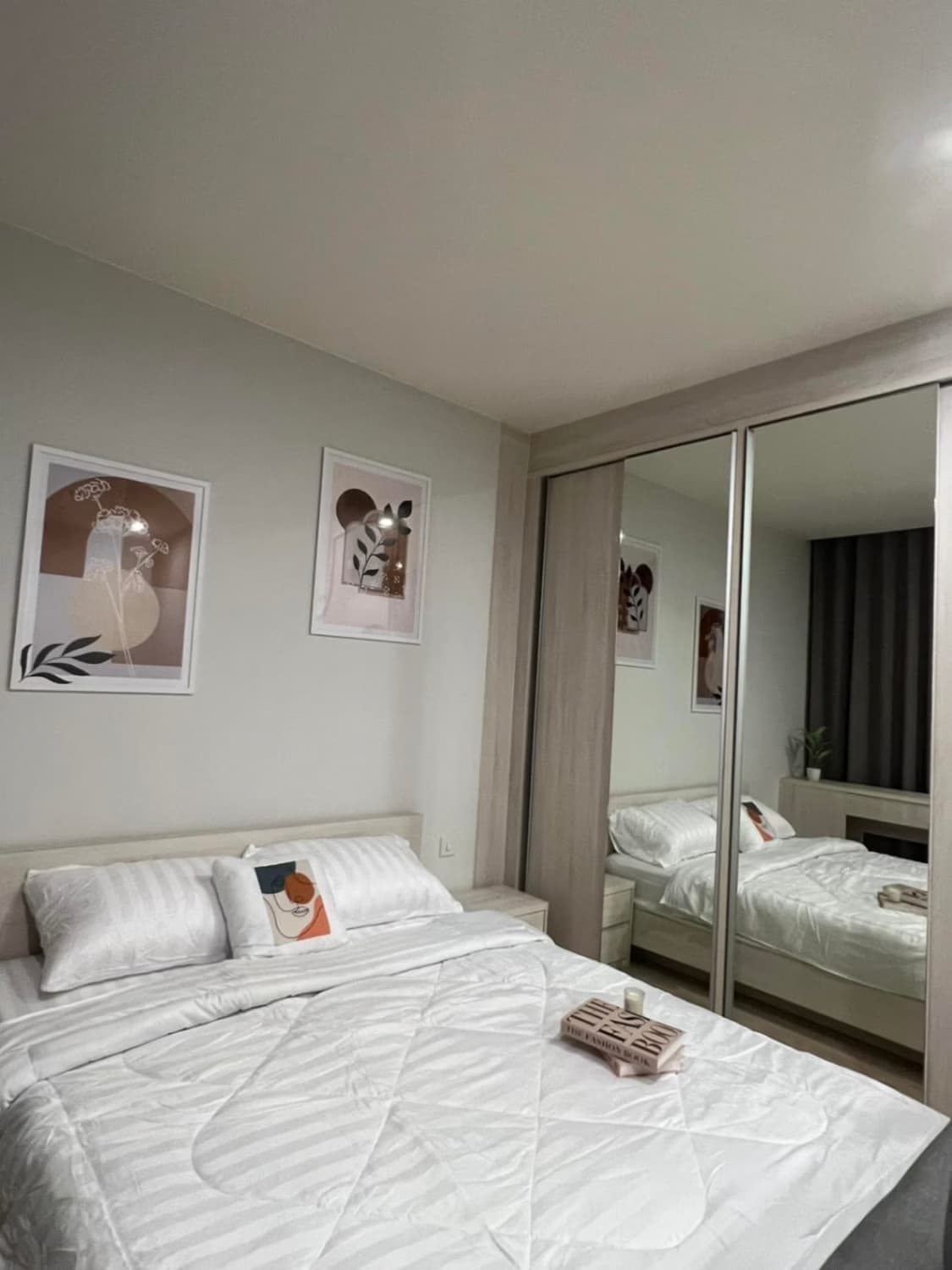 2 ห้องนอน คอนโด สำหรับ จำหน่าย ใน Huai Khwang - Image 3