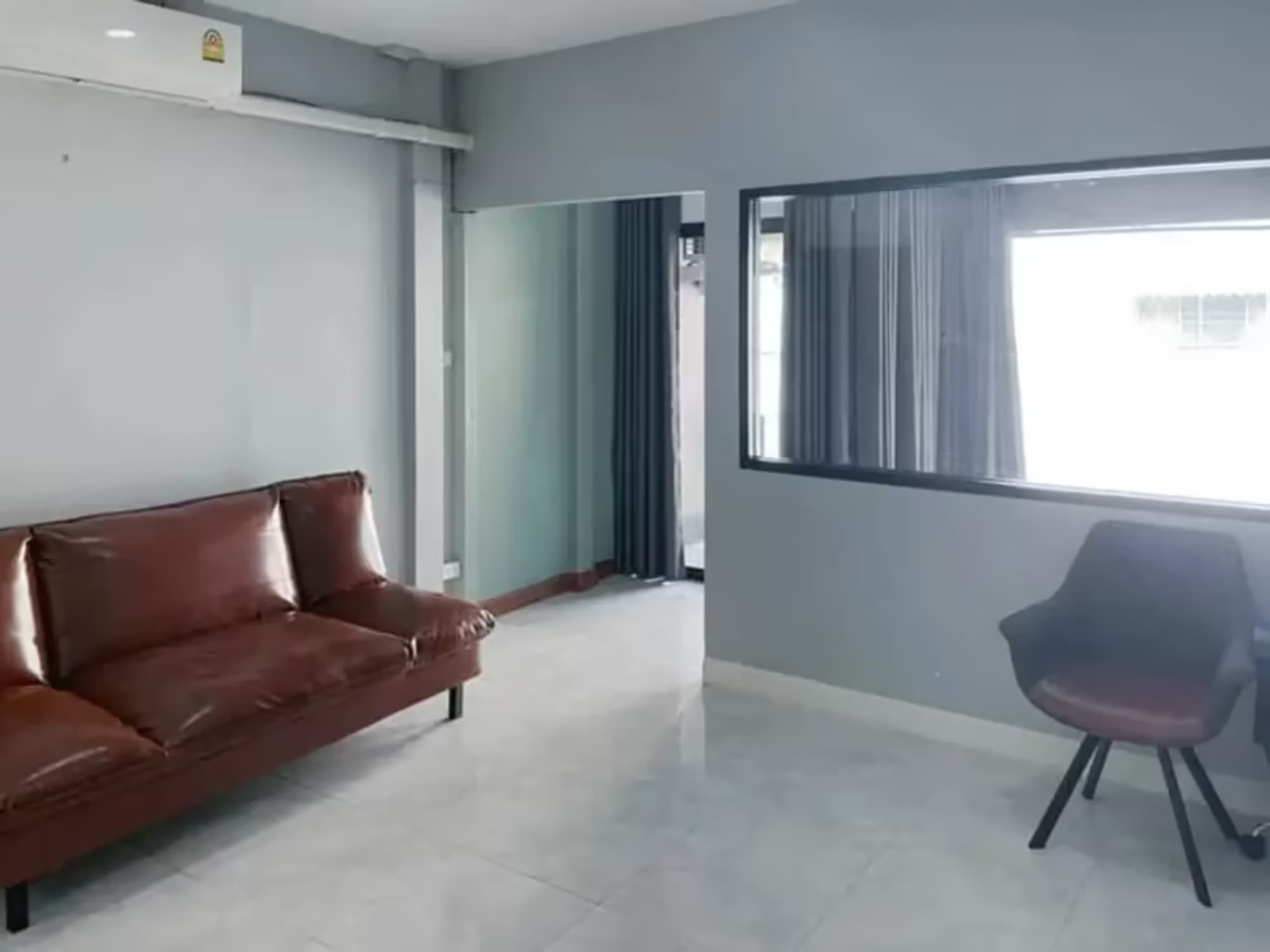 2 Bedroom House - Image 3