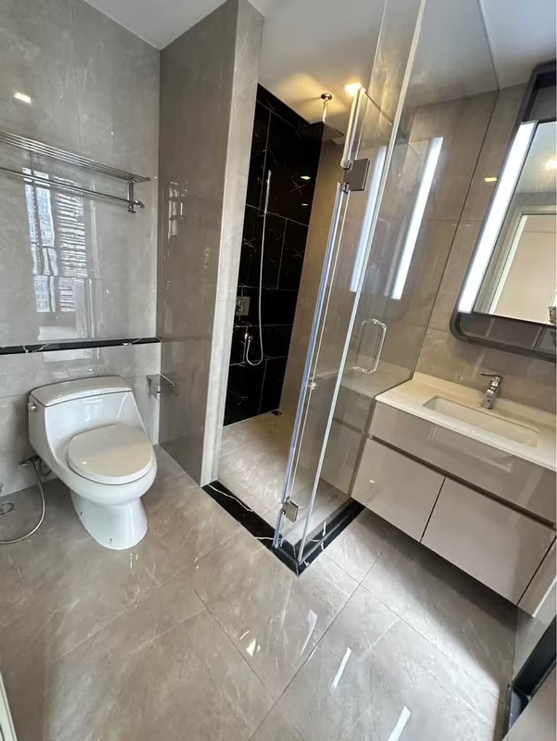 One 9 Five Asoke - Rama 9 - Image 10