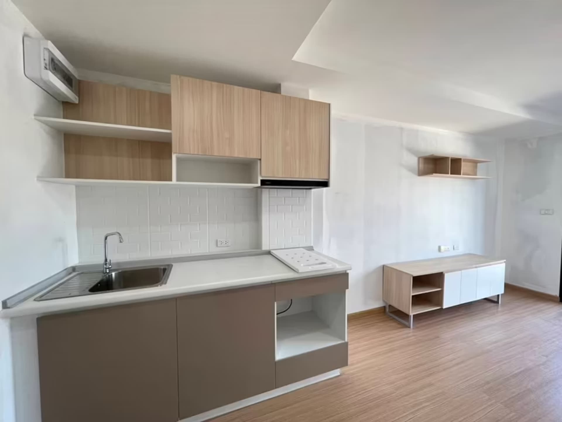 1 Bedroom Condo - Image 3