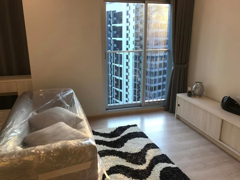2 Bed Condo for Rent  Near Thailand Cultural Centre MRT