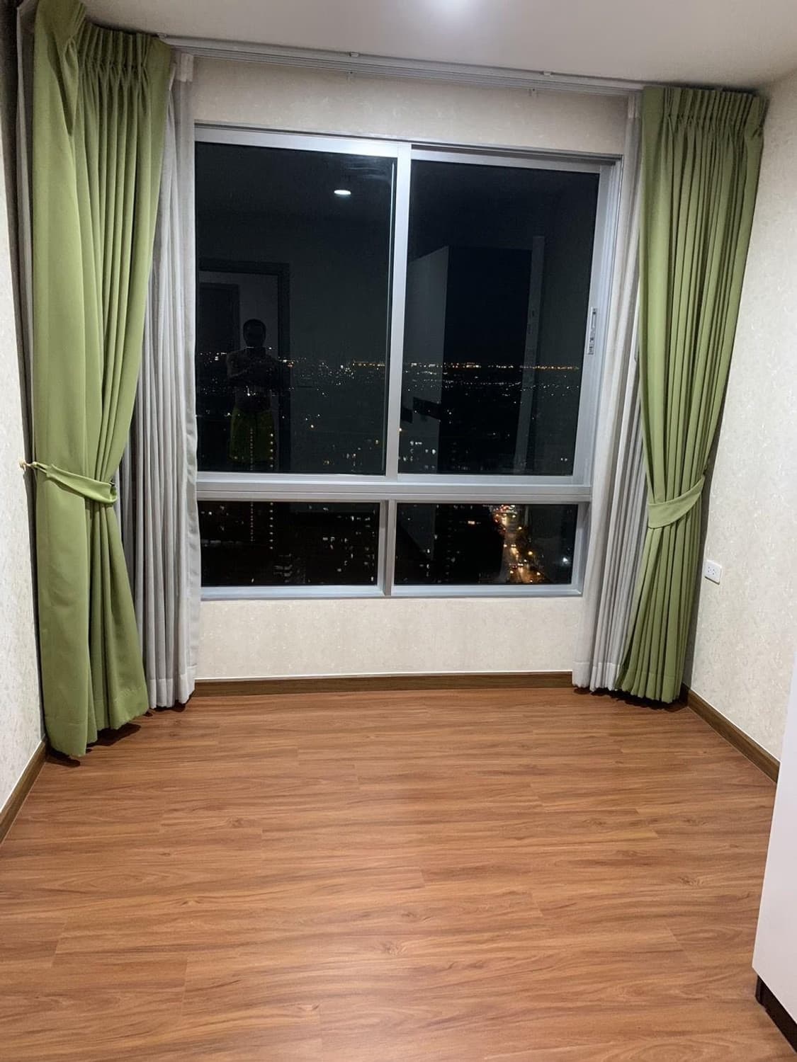 1 Bed Condo for Sale  Near On Nut BTS - Image 3