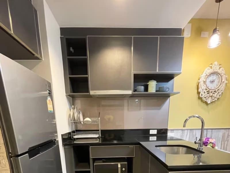 1 Bed Condo for Rent in Khlong San