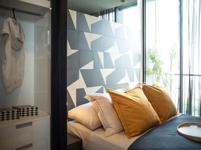 2 Bedroom Condo for Rent at Noble Around 33