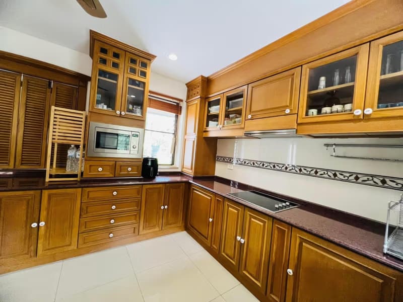 4 Bed House for Sale in Mueang Chiang Mai