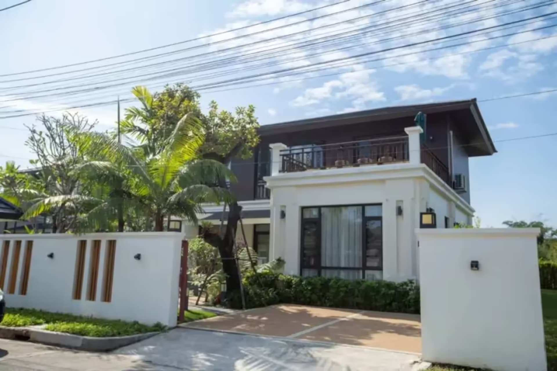 3 Bedroom House - Image 12