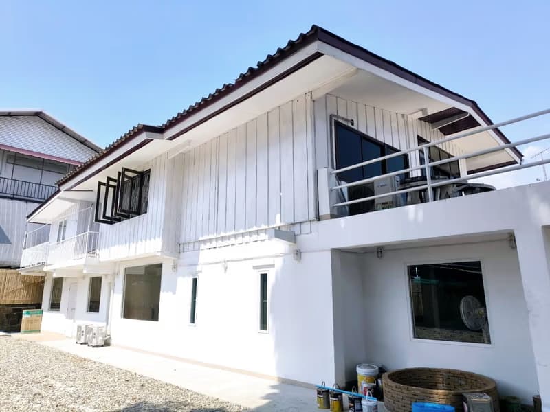 9 Bed House for Rent in Mueang Chiang Mai