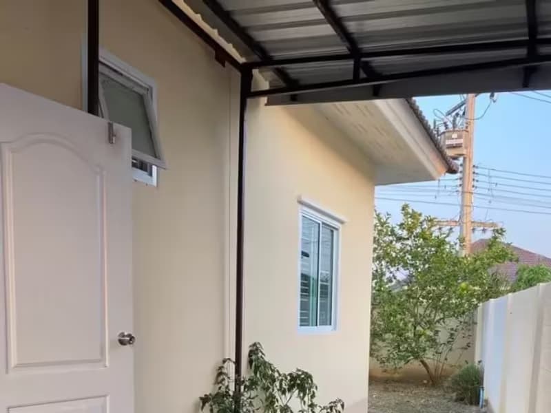 2 Bedroom House