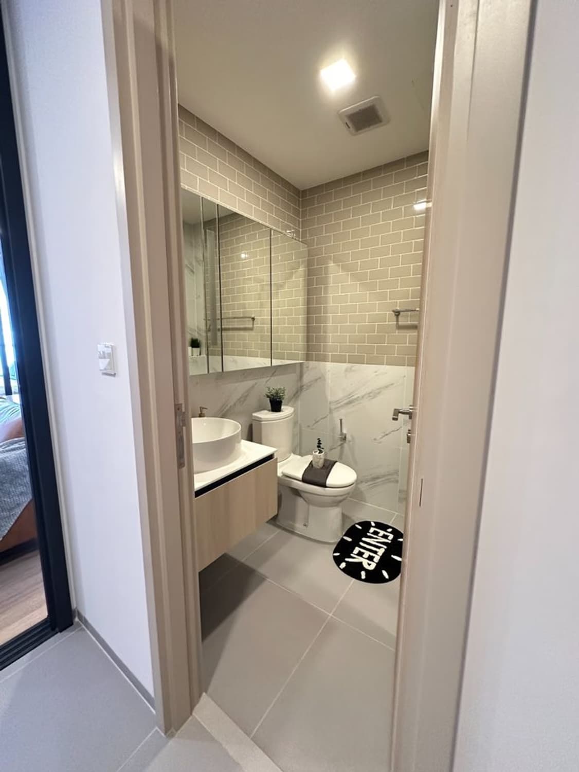 Condo for Rent at XT Phayathai - Image 8